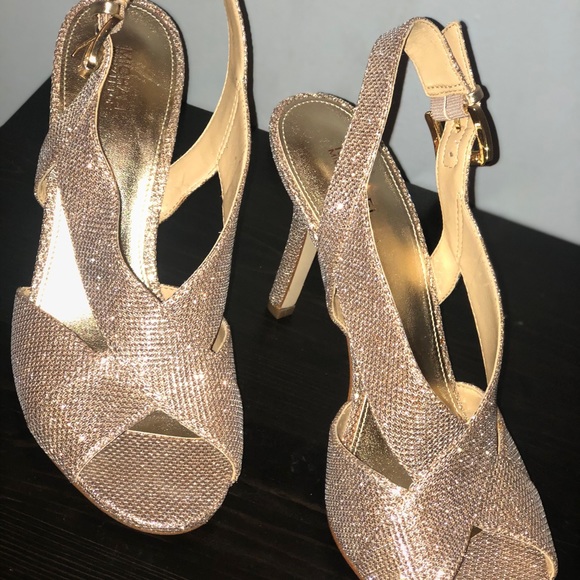 Gold MICHEAL Micheal Kors Heels for sale !!!!!!!!! - Picture 4 of 4